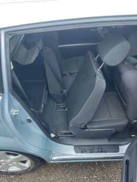 Toyota Corolla verso, снимка 4 — Bazar.bg Toyota Corolla verso, снимка 4