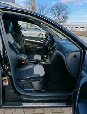 Skoda Octavia 2.0TDI V//RS Facelift * Xenon* DSG* Navi* Bluetoot - 5600 € / 10952.65 лв. - 48632764 8