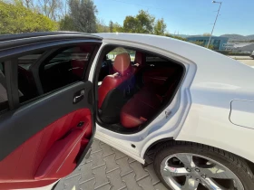 Dodge Charger 5.7 R/T, снимка 12 - Автомобили и джипове - 53603750