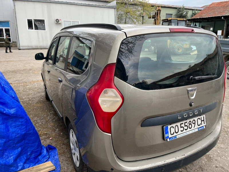 Dacia Lodgy 1.6 АГУ, снимка 3 - Автомобили и джипове - 47605686