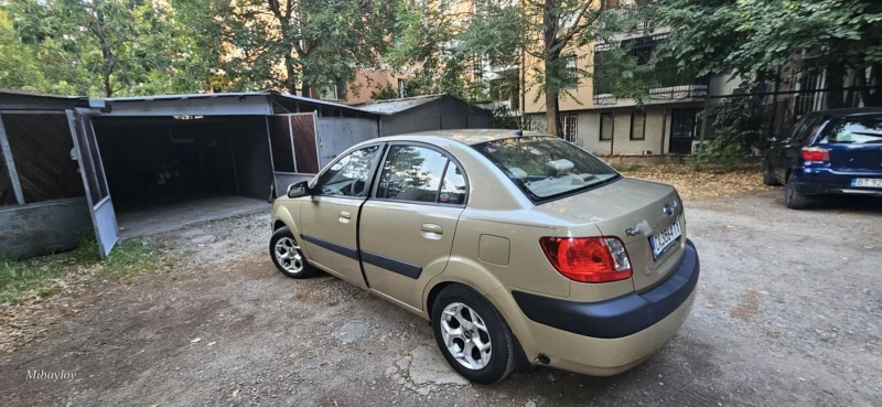 Kia Rio, снимка 1 - Автомобили и джипове - 47357785