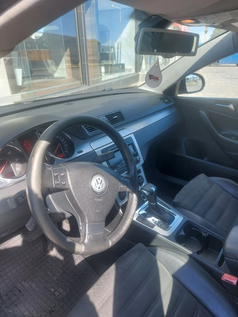 VW Passat Вариант, снимка 5 - Автомобили и джипове - 47427330