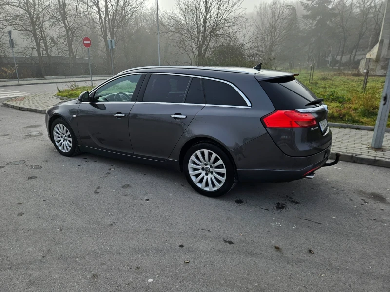 Opel Insignia, снимка 10 - Автомобили и джипове - 49038239