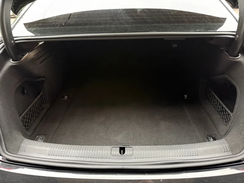 Audi A4 2.0 265 hp 2023 Quattro Mild HYBRID Distronic, снимка 16 - Автомобили и джипове - 52451553