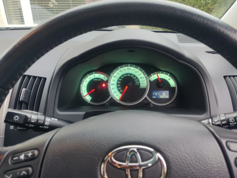 Toyota Corolla verso, снимка 6 - Автомобили и джипове - 52351935