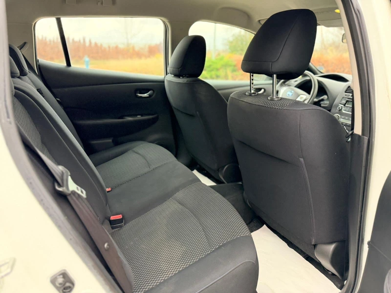 Nissan Leaf  Лизинг през Уникредит по 365 лева на месец, снимка 8 - Автомобили и джипове - 52664828