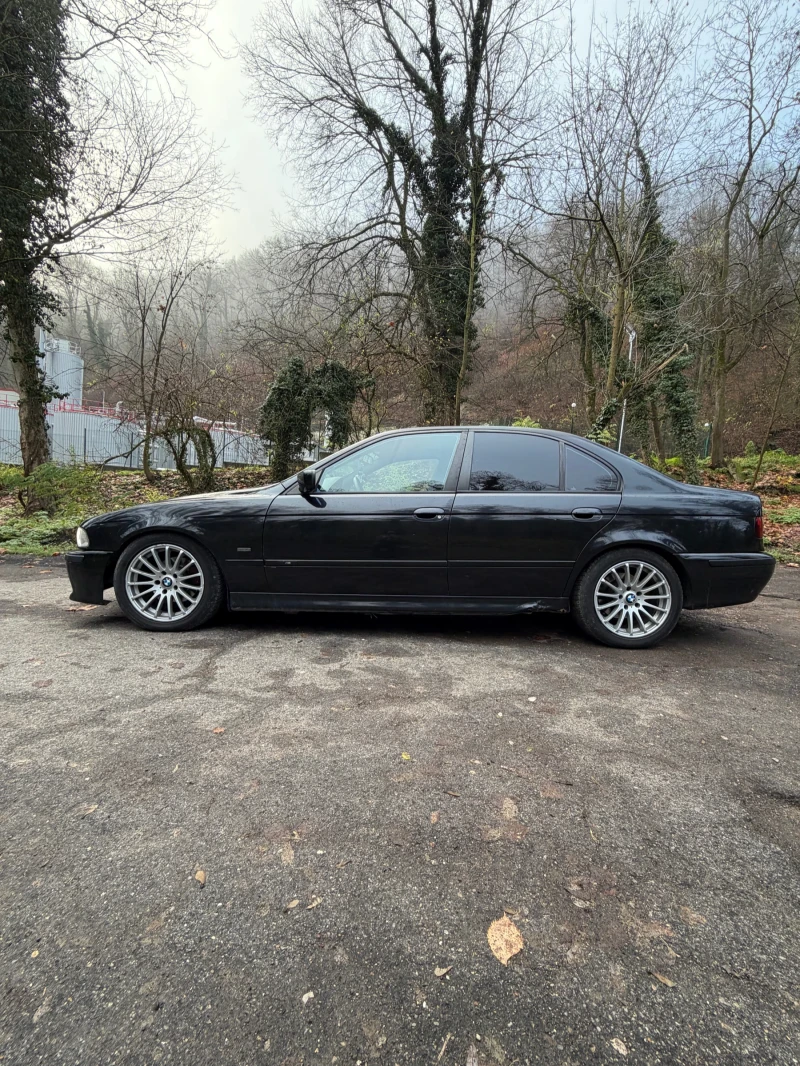 BMW 530, снимка 6 - Автомобили и джипове - 52806139