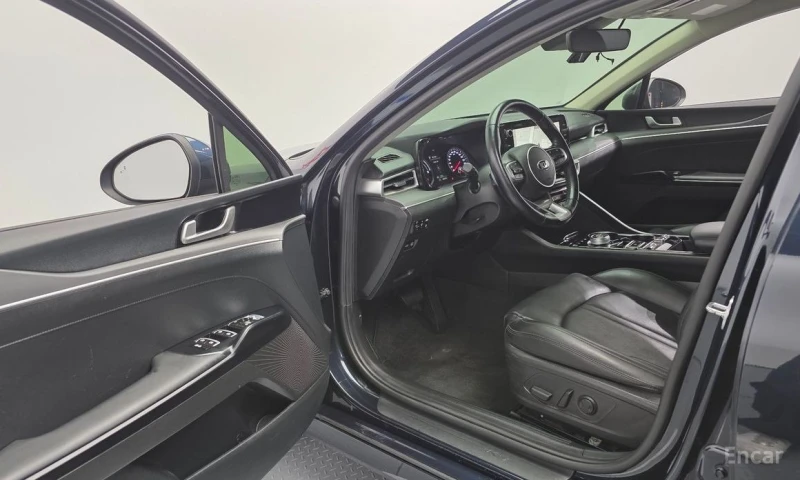 Kia K5, снимка 10 - Автомобили и джипове - 53329848