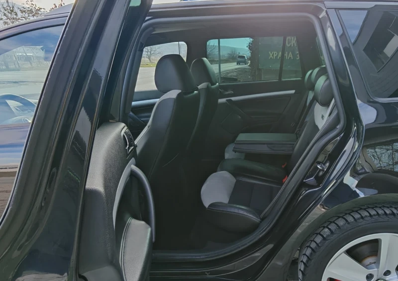 Skoda Octavia 2.0TDI V//RS Facelift * Xenon* DSG* Navi* Bluetoot, снимка 12 - Автомобили и джипове - 53480703