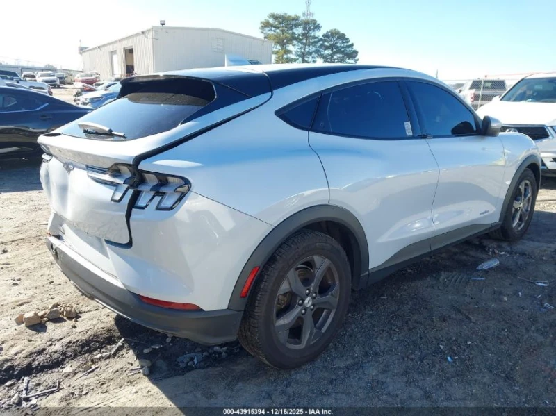 Ford Mustang Mach-E Select RWD, снимка 4 - Автомобили и джипове - 53587225