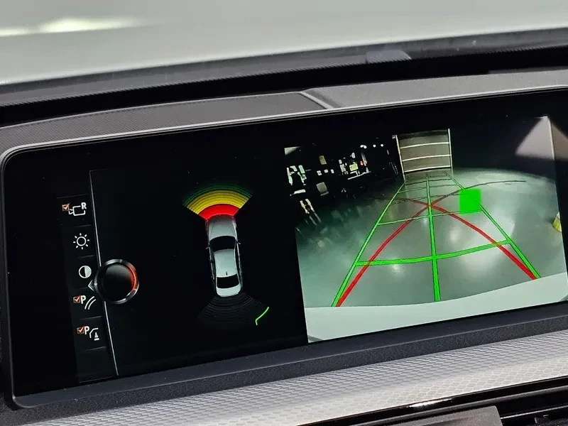 BMW 320 I M Sports, снимка 15 - Автомобили и джипове - 56161902
