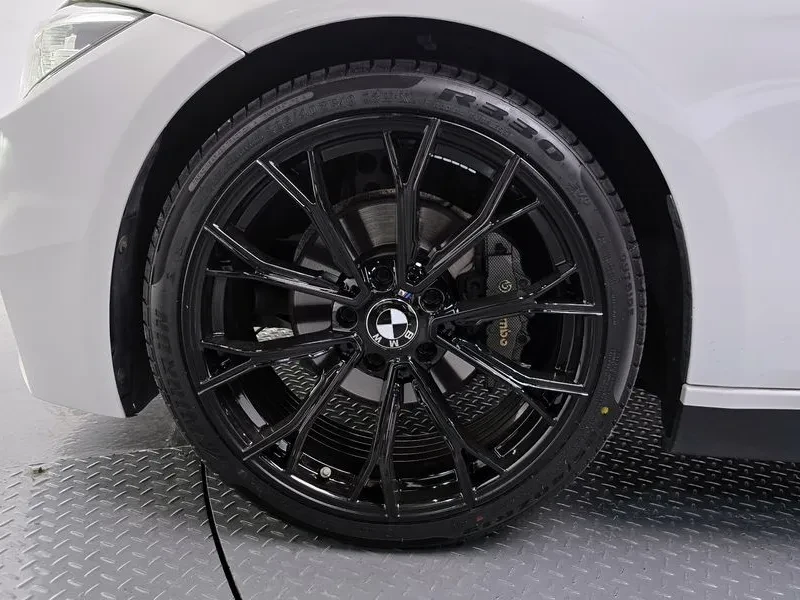 BMW 320 I M Sports, снимка 4 - Автомобили и джипове - 56161902