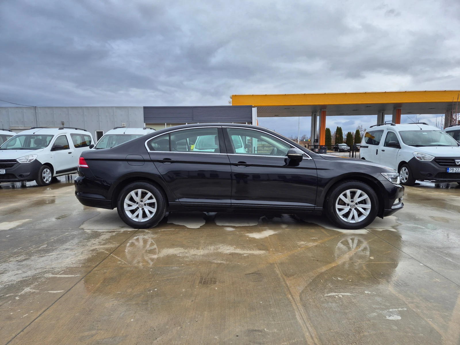 VW Passat COMFORTLINE-С-Гаранция-2.0 TDI DSG - изображение 6