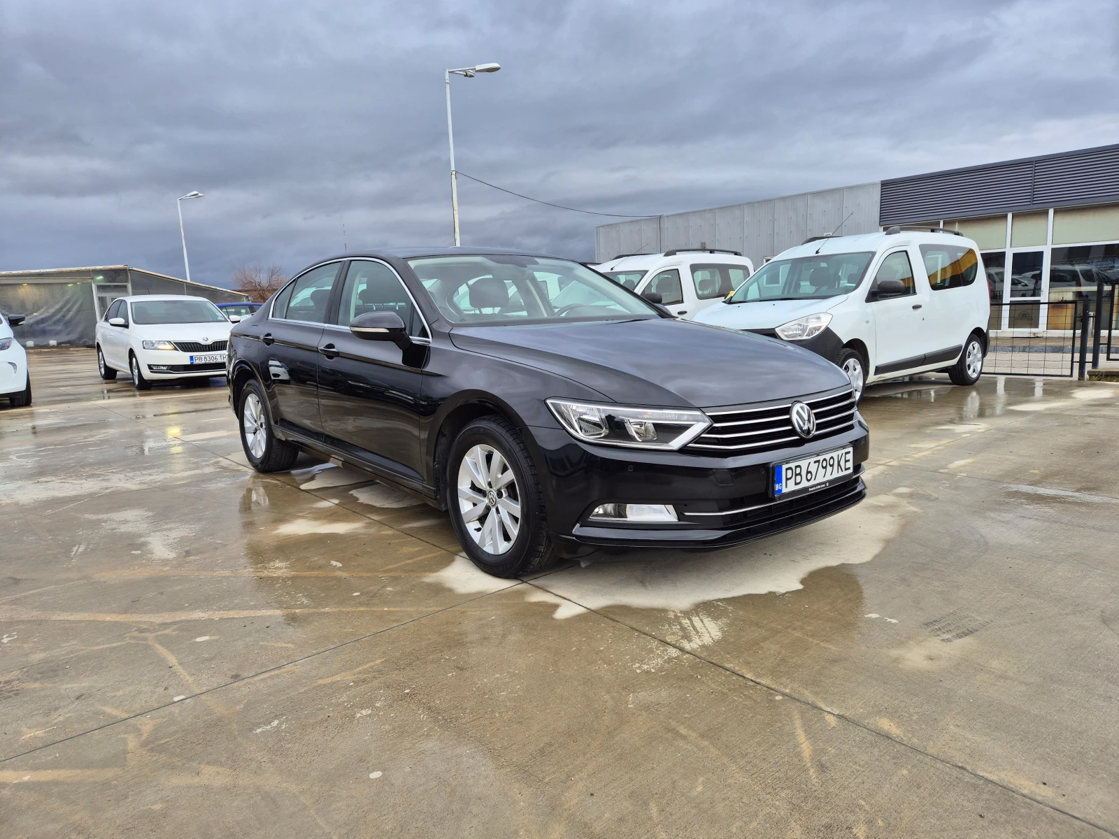 VW Passat COMFORTLINE-С-Гаранция-2.0 TDI DSG - изображение 7