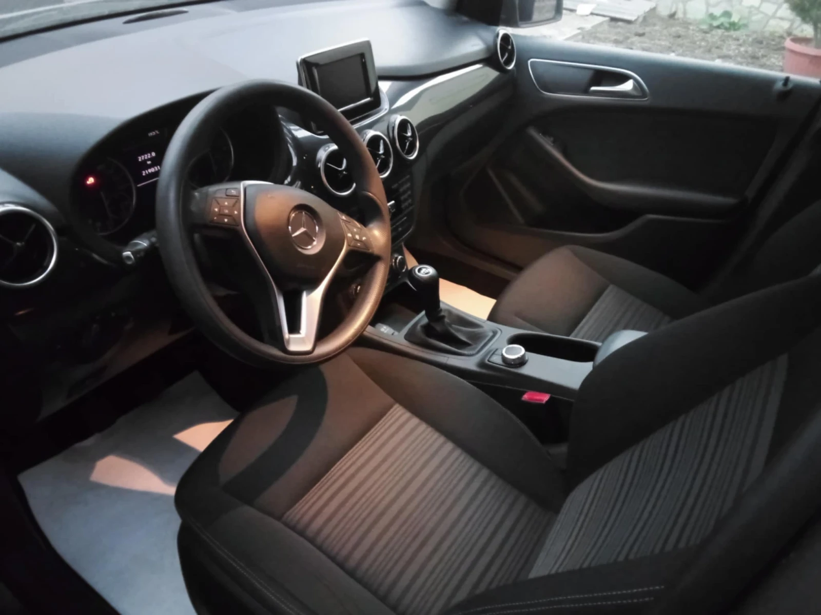 Mercedes-Benz B 180 | Mobile.bg   12