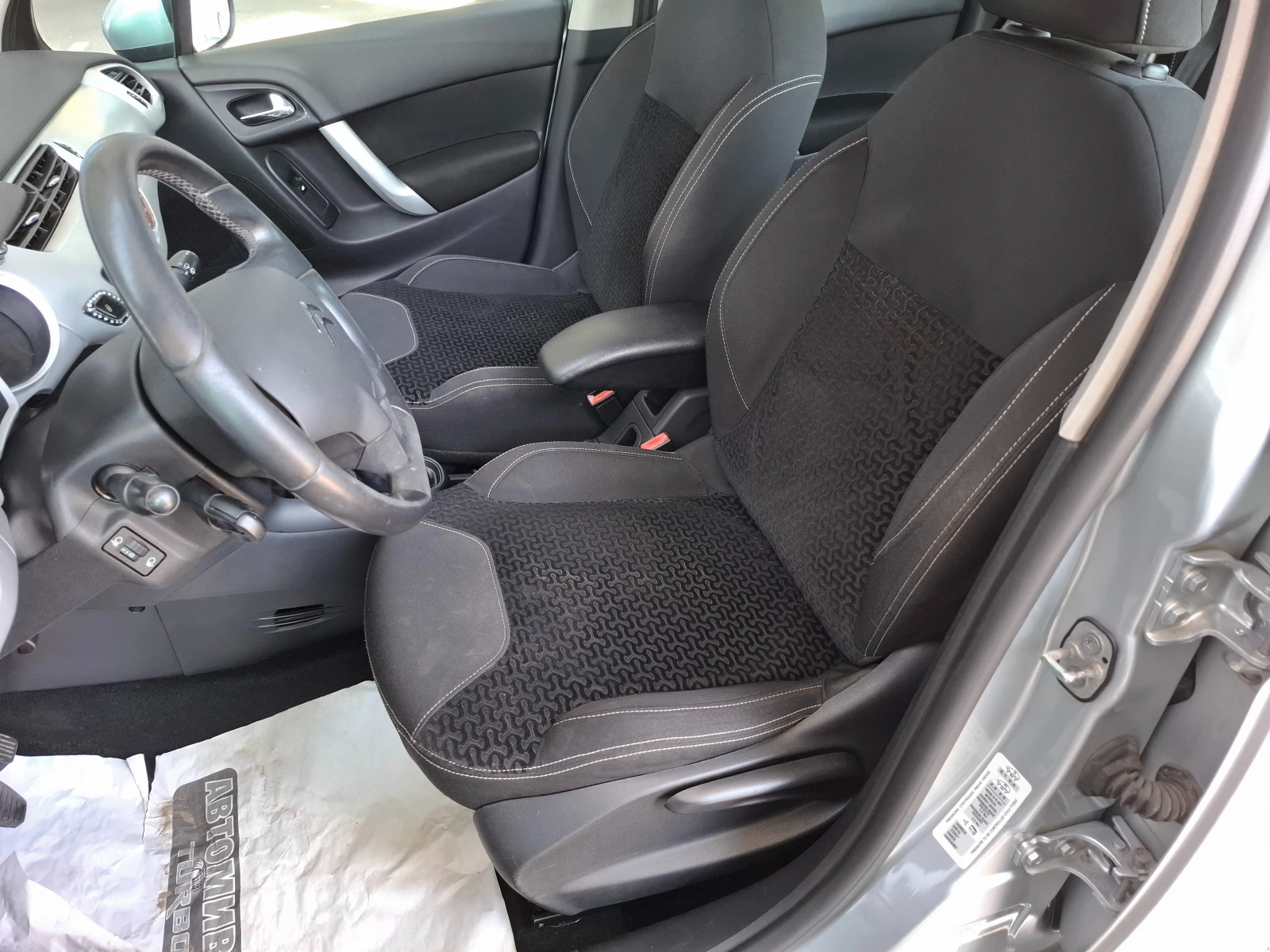 Citroen C3 1.4 HDi КЛИМА - изображение 6