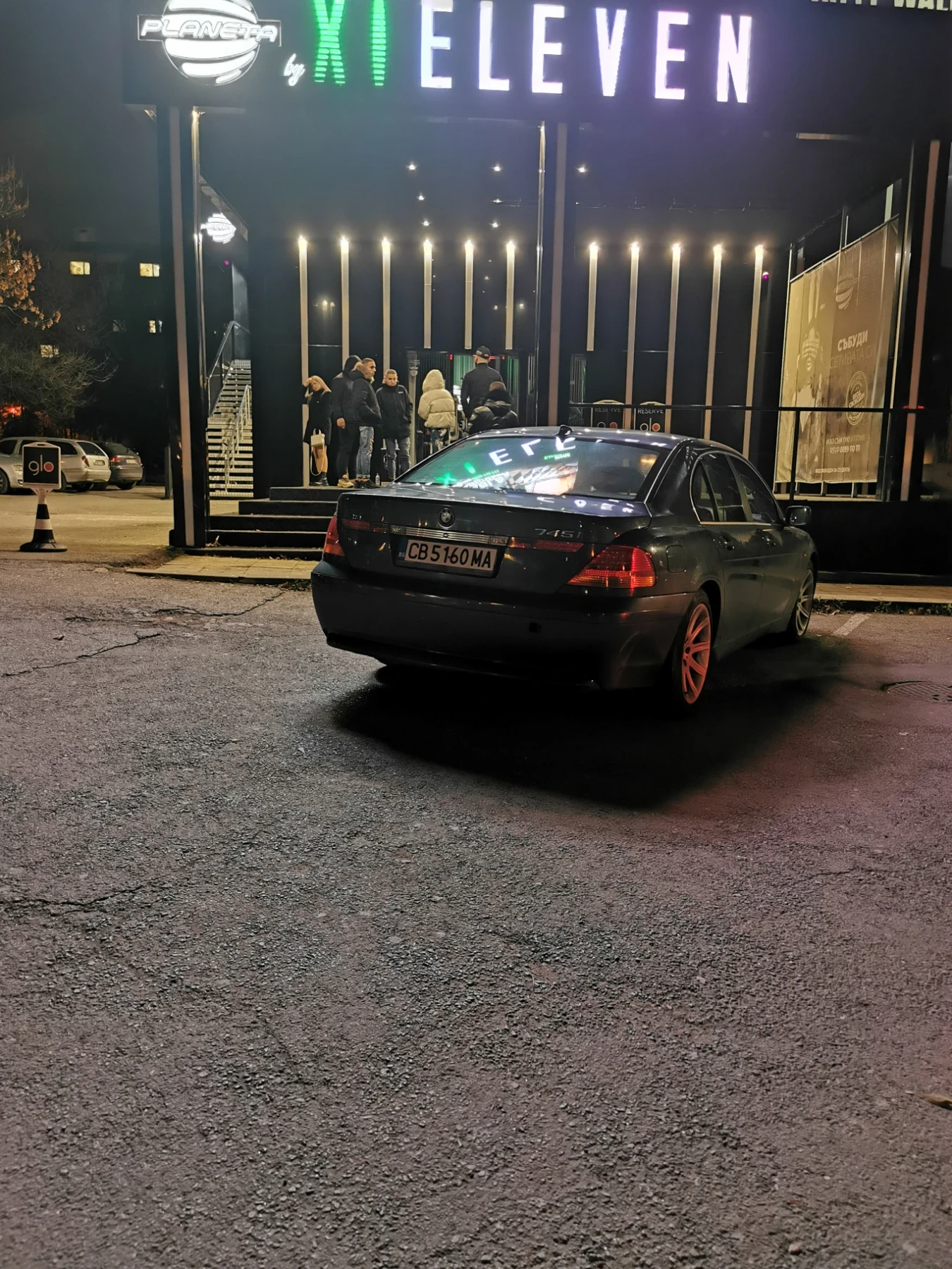 BMW 745  - изображение 2