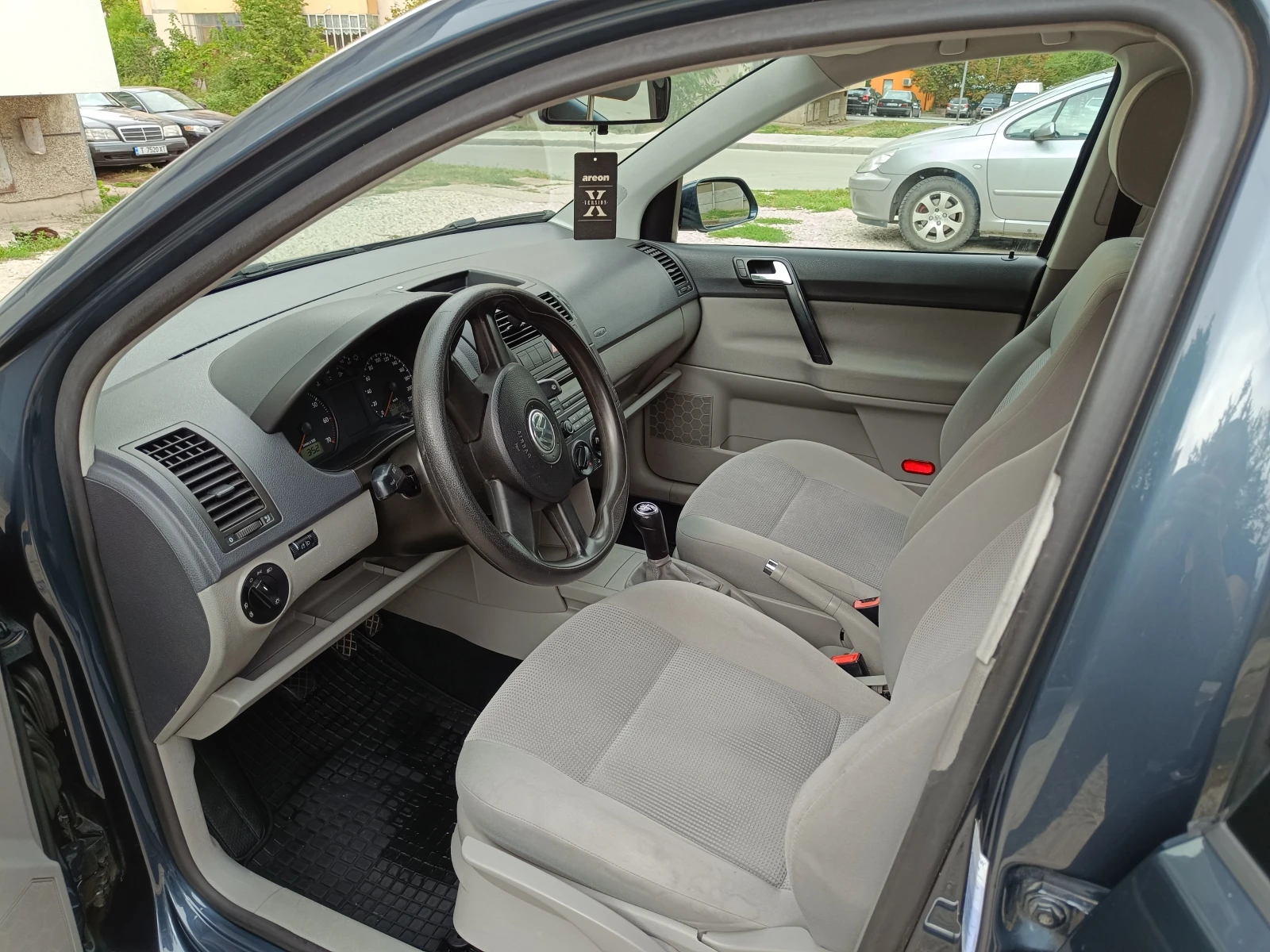 VW Polo  - изображение 9