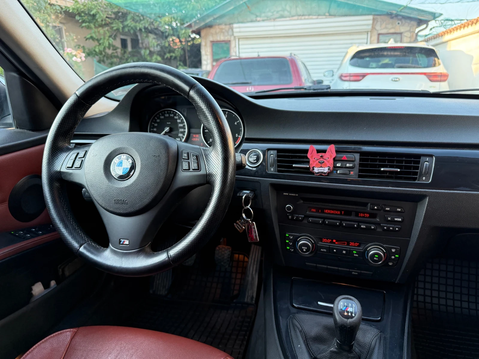 BMW 318 E91 | Mobile.bg   11