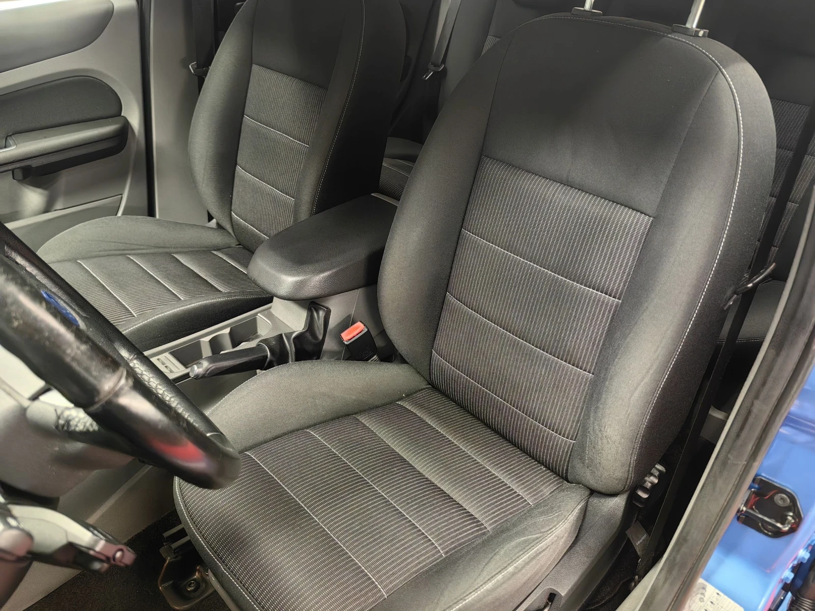 Ford Focus 1.6* FACE* ТЕМПОМАТ* МУЛТИ* НОВИ ГУМИ* КАТО НОВ - изображение 8