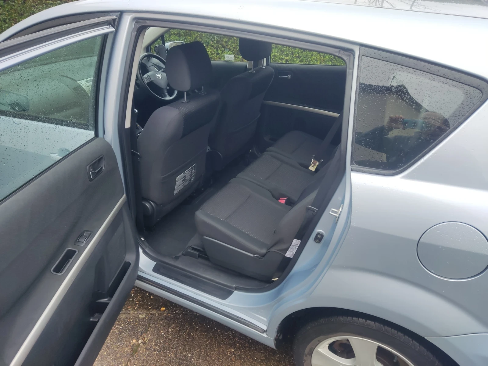 Toyota Corolla verso  - изображение 9