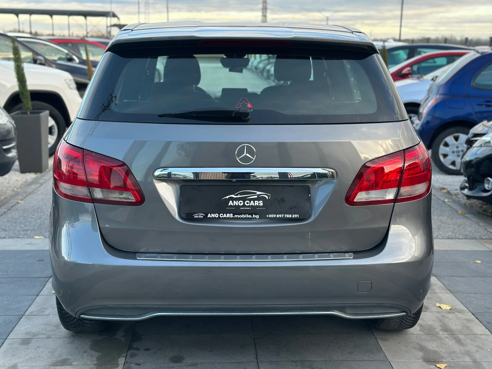 Mercedes-Benz B 180 * Facelift* * 2016.*  *  | Mobile.bg   8