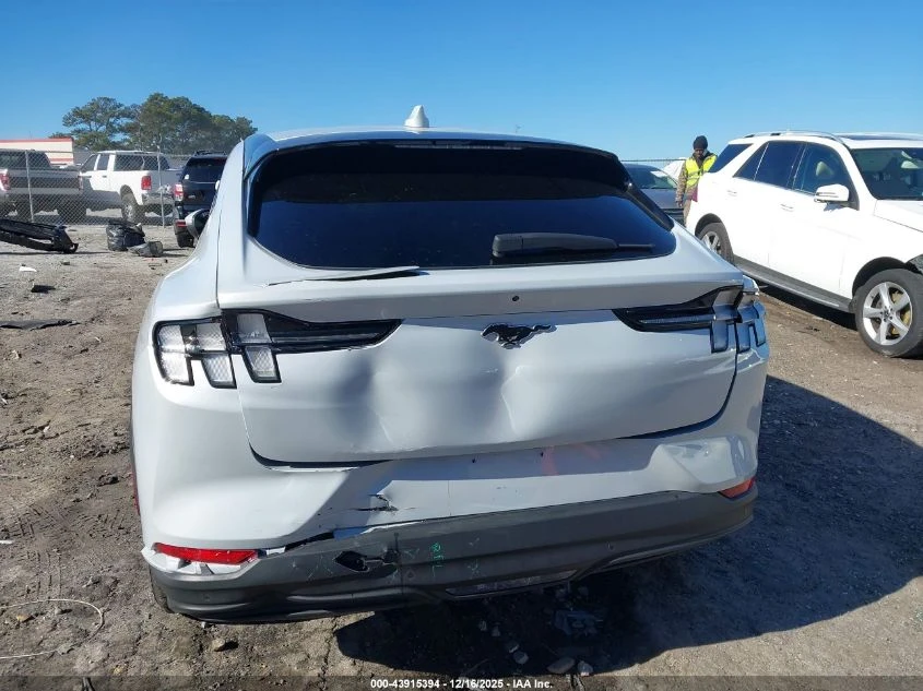 Ford Mustang Mach-E Select RWD - изображение 6