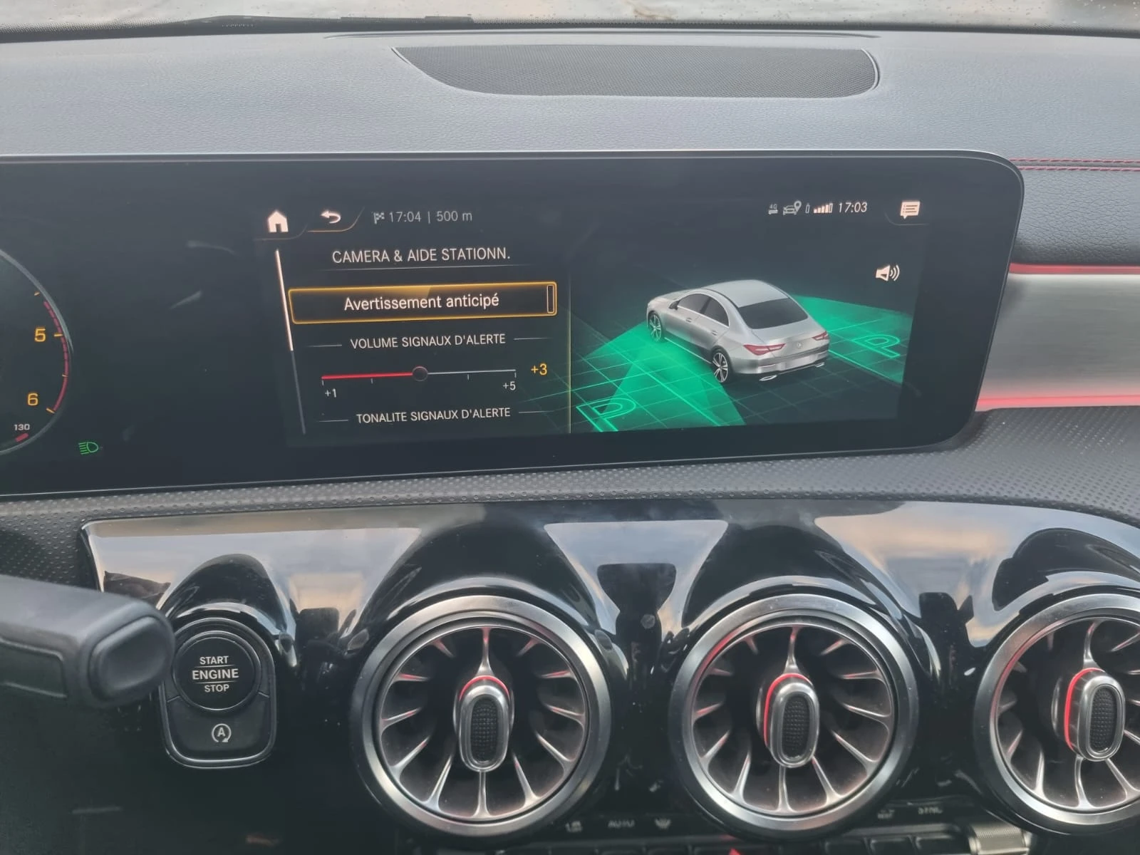 Mercedes-Benz CLA 200 d AMG Line, снимка 10 - Автомобили и джипове - 53999141