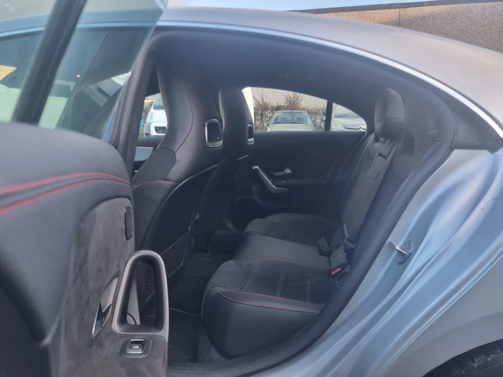 Mercedes-Benz CLA 200 d AMG Line, снимка 15 - Автомобили и джипове - 53999141