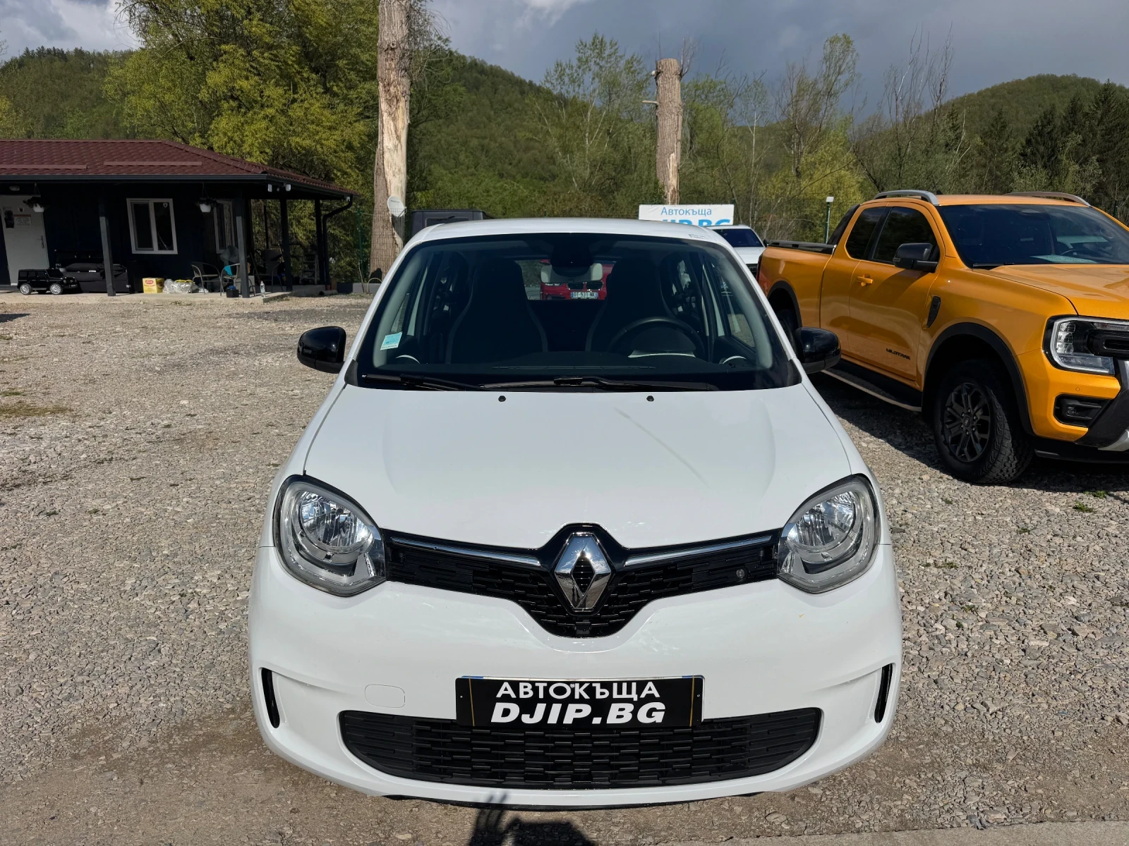 Renault Twingo 60kwh 82kc, снимка 2 - Автомобили и джипове - 54392101