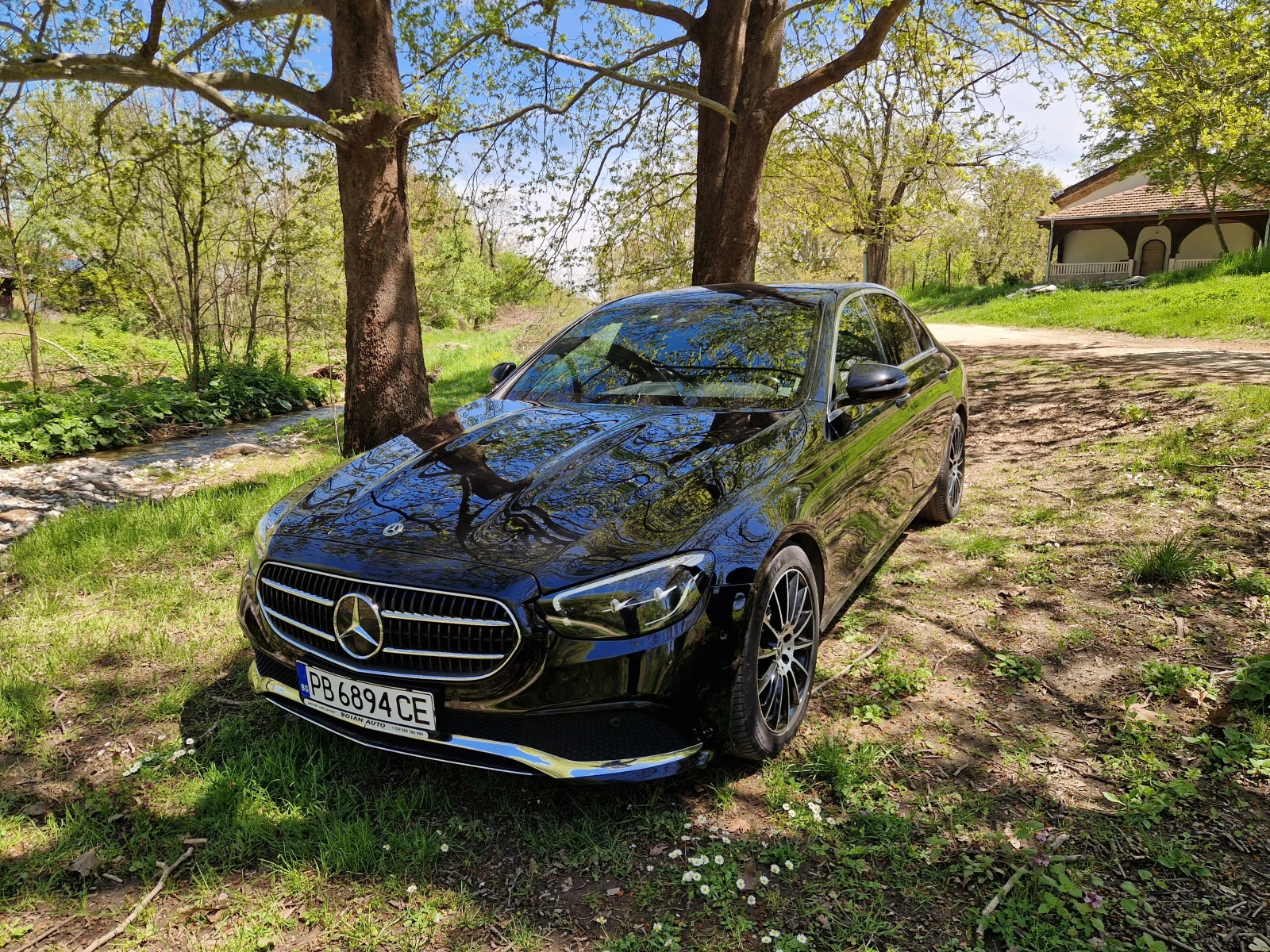 Mercedes-Benz E 220 Без забележки