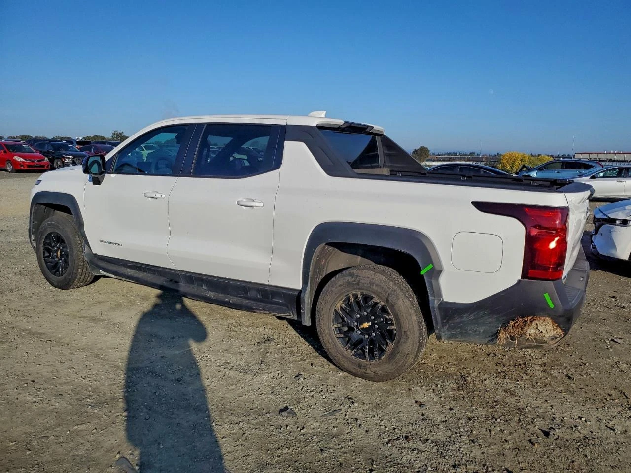 Chevrolet Silverado EV e4WD Crew Cab Work Truck, снимка 2 - Автомобили и джипове - 54445870