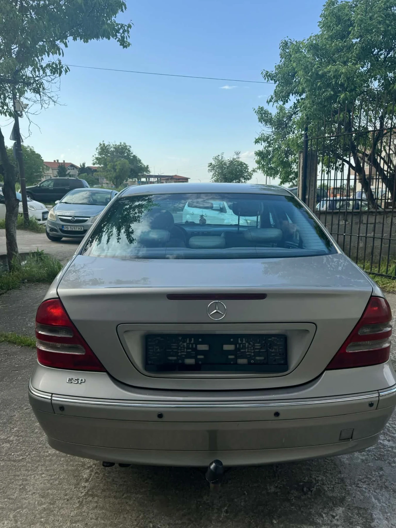 Mercedes-Benz C 220, снимка 5 - Автомобили и джипове - 54518540