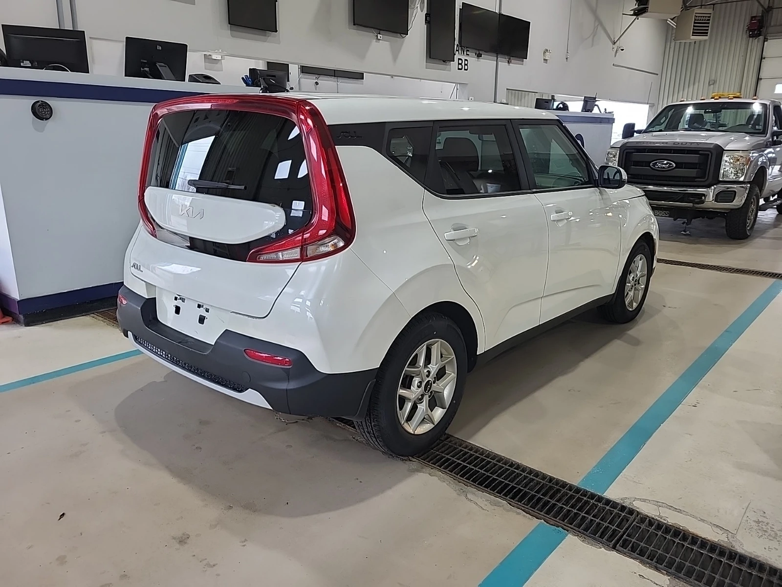 Kia Soul, снимка 3 - Автомобили и джипове - 54576893