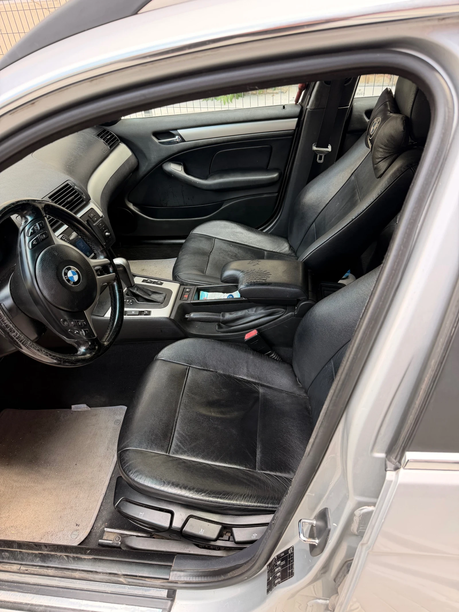 BMW 330, снимка 7 - Автомобили и джипове - 54940377