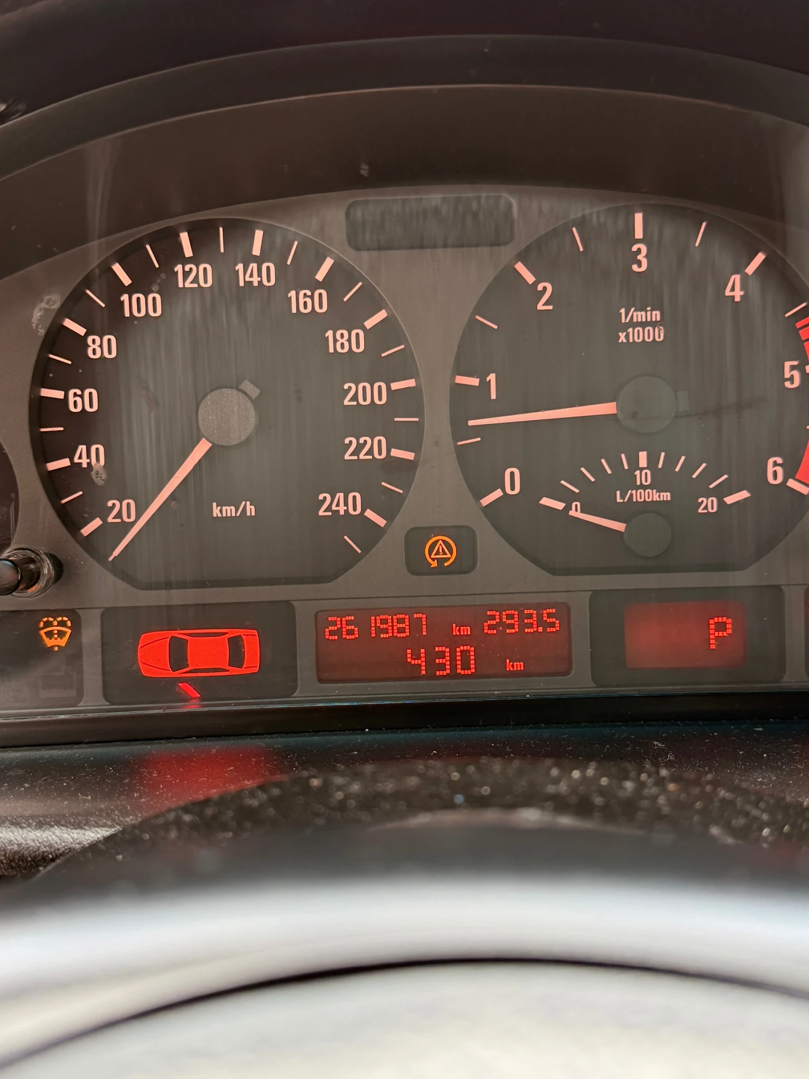 BMW 330, снимка 9 - Автомобили и джипове - 54940377