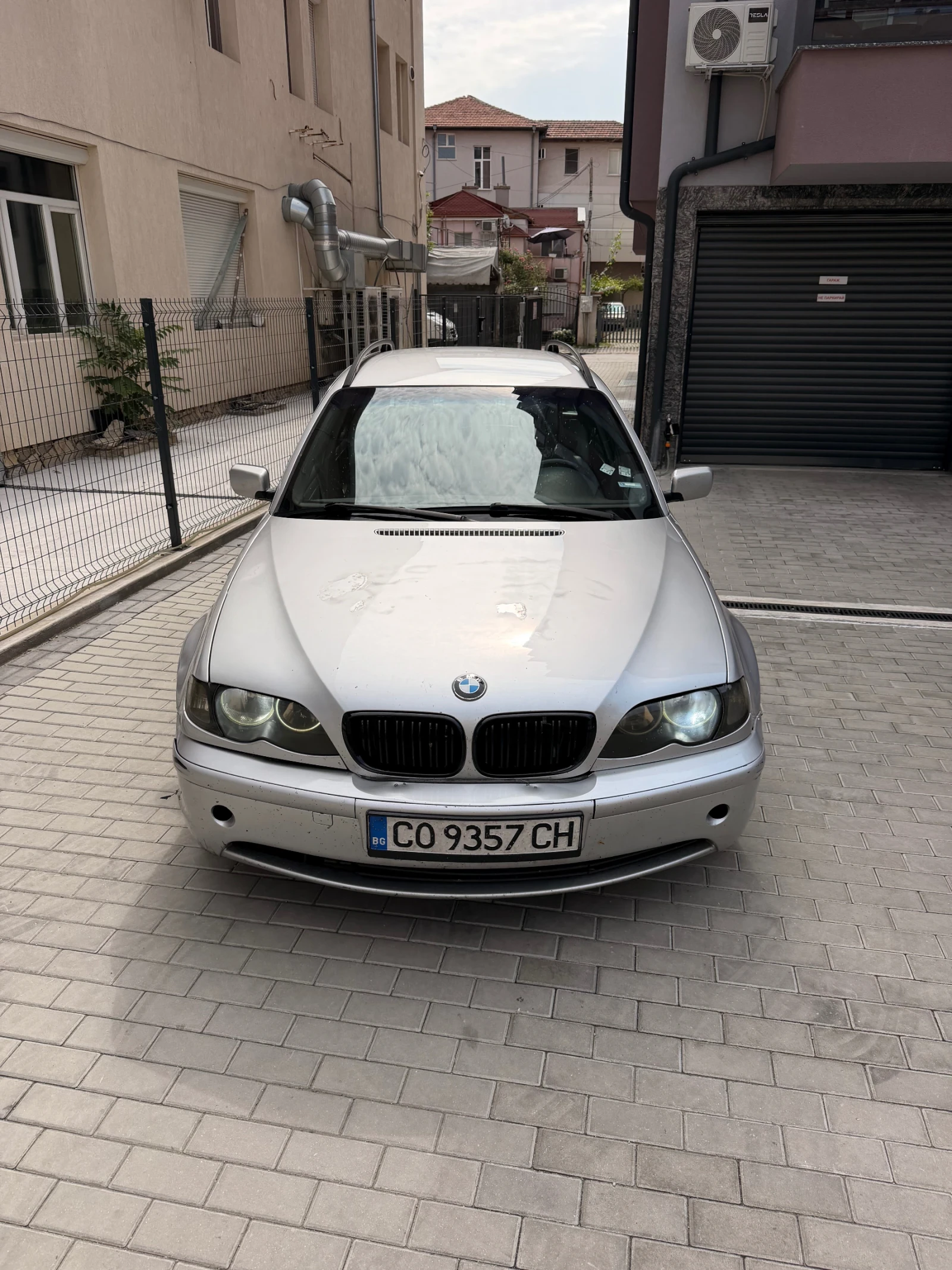 BMW 330