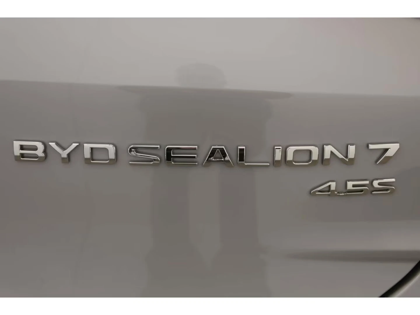 BYD Sealion 7 DESIGN/4X4/HP/360/PANO/ACC/LED/607z, снимка 16 - Автомобили и джипове - 55298049