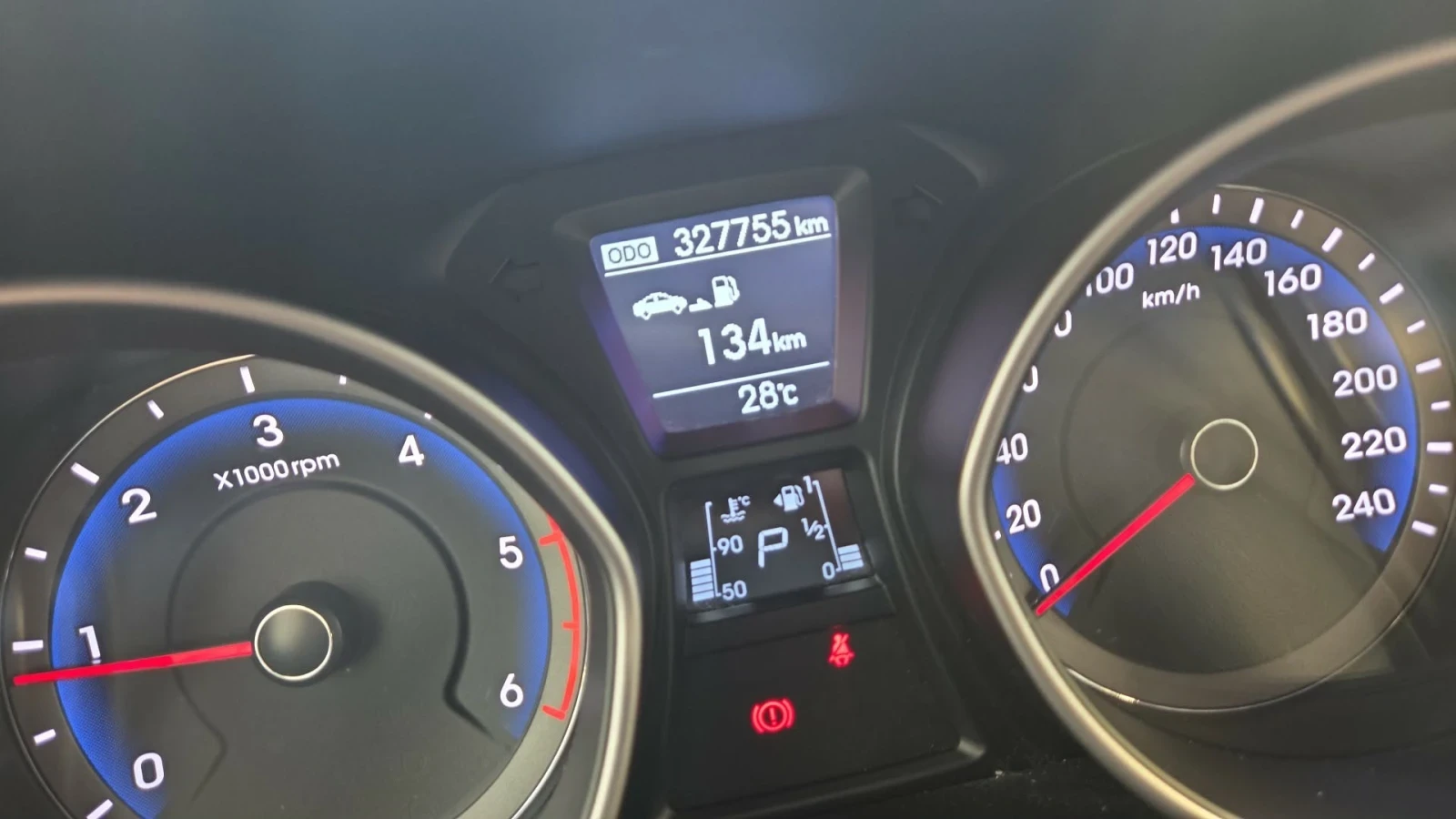 Hyundai I30, снимка 8 - Автомобили и джипове - 55629326