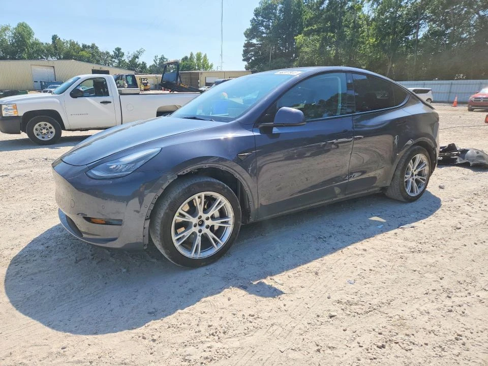 Tesla Model Y LONG RANGE AWD| FSD3, снимка 3 - Автомобили и джипове - 55927527