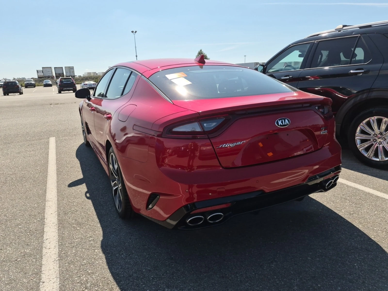 Kia Stinger GT LIMITED / CARFAX / DISTRONIC / 360 / АВТОКРЕДИТ, снимка 4 - Автомобили и джипове - 56103612