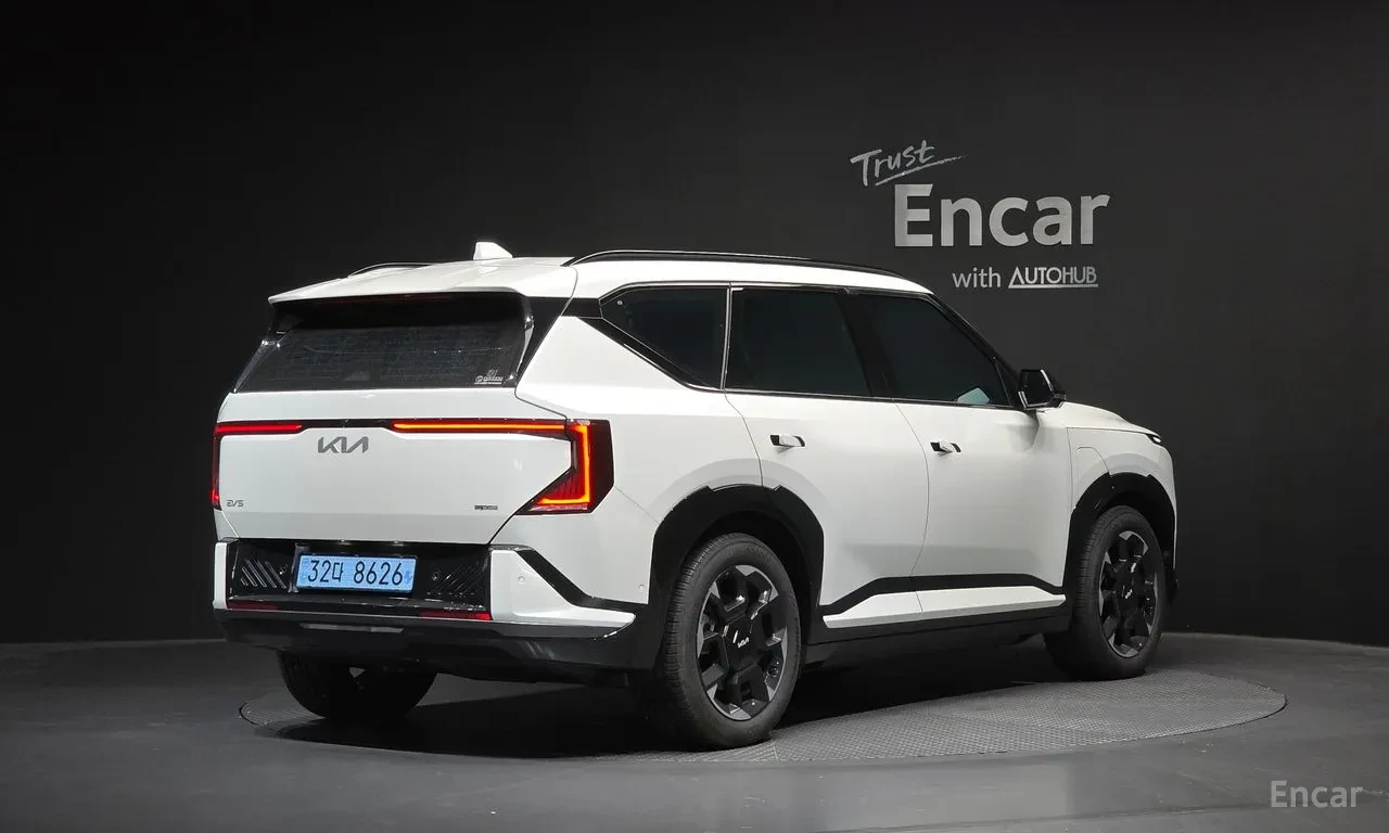 Kia EV5 Long Range| GT| 360| HUD| ПАНОРАМА* КРАЙНА ЦЕНА, снимка 3 - Автомобили и джипове - 56117348