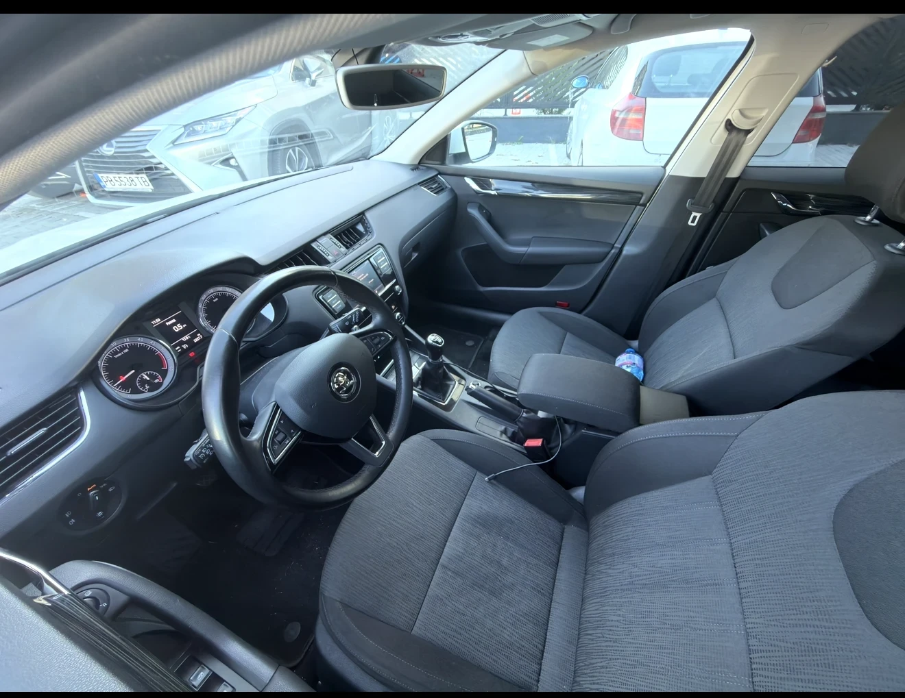 Skoda Octavia 2.0 TDI Facelift Еуратек, снимка 9 - Автомобили и джипове - 56183568