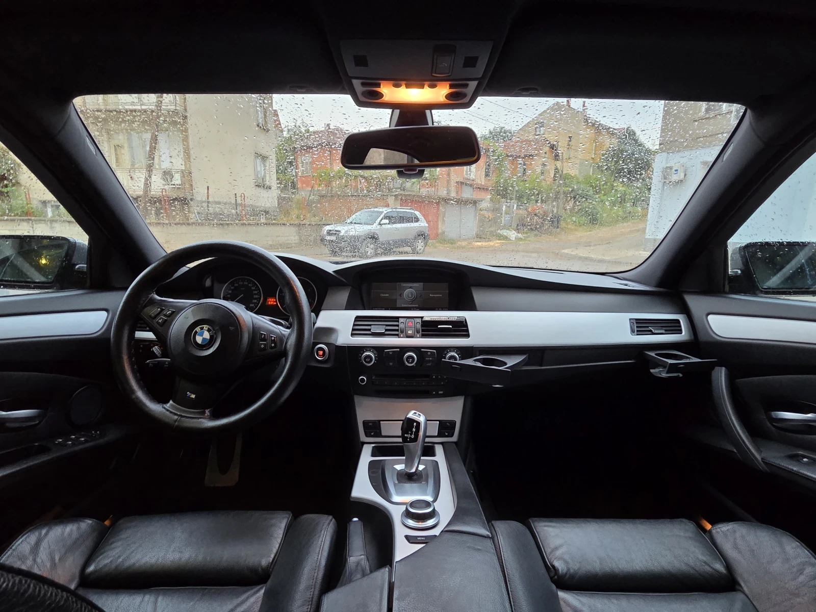 BMW 525 XDrive, снимка 9 - Автомобили и джипове - 56476025
