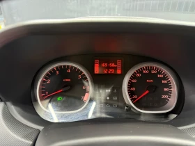 Dacia Duster 1.6i 4x4 SWIS, снимка 10