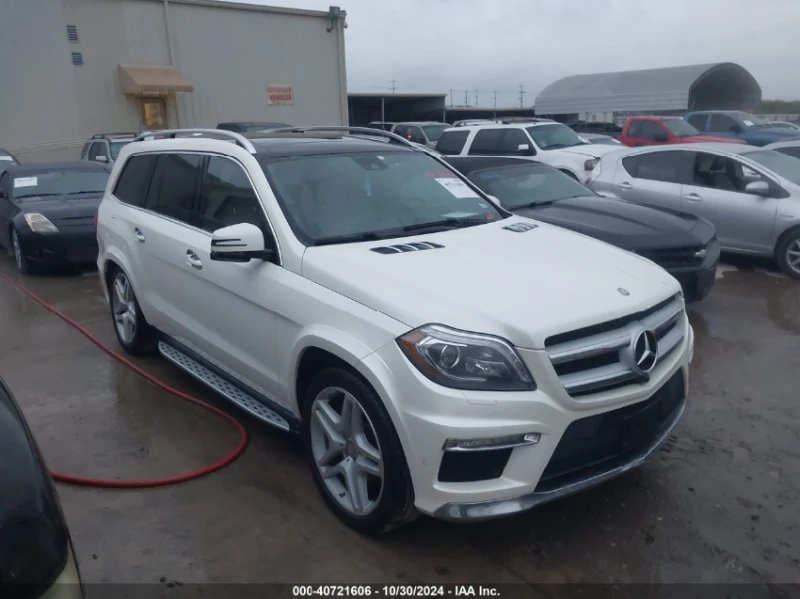 Mercedes-Benz GL 500 4MATIC* Обдух* Harman/Kardon* Авто П* Пано* ТВ* , снимка 1 - Автомобили и джипове - 47939424