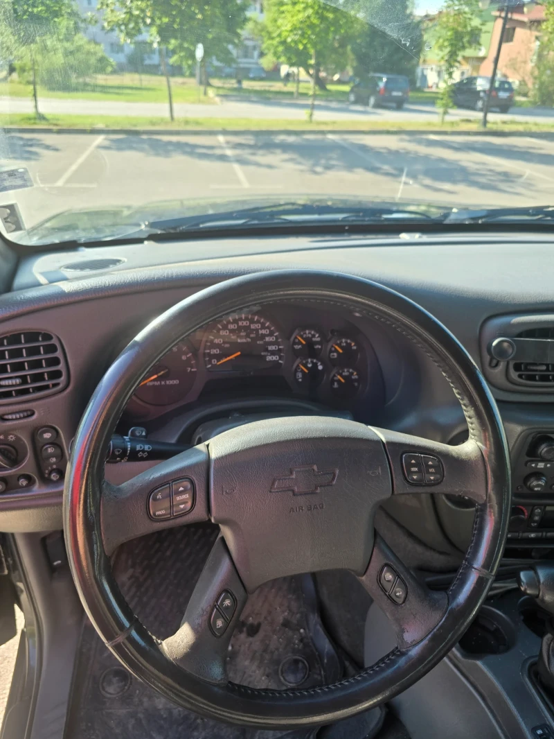 Chevrolet Trailblazer, снимка 4 - Автомобили и джипове - 52358594