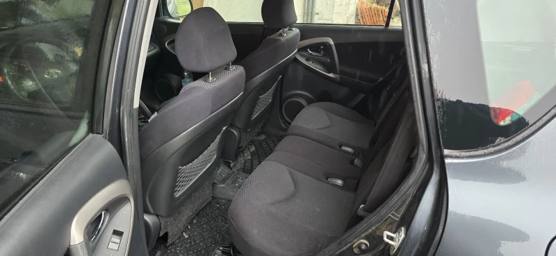 Toyota Rav4 2.2 D4D 136 кс. , снимка 7 - Автомобили и джипове - 53540536
