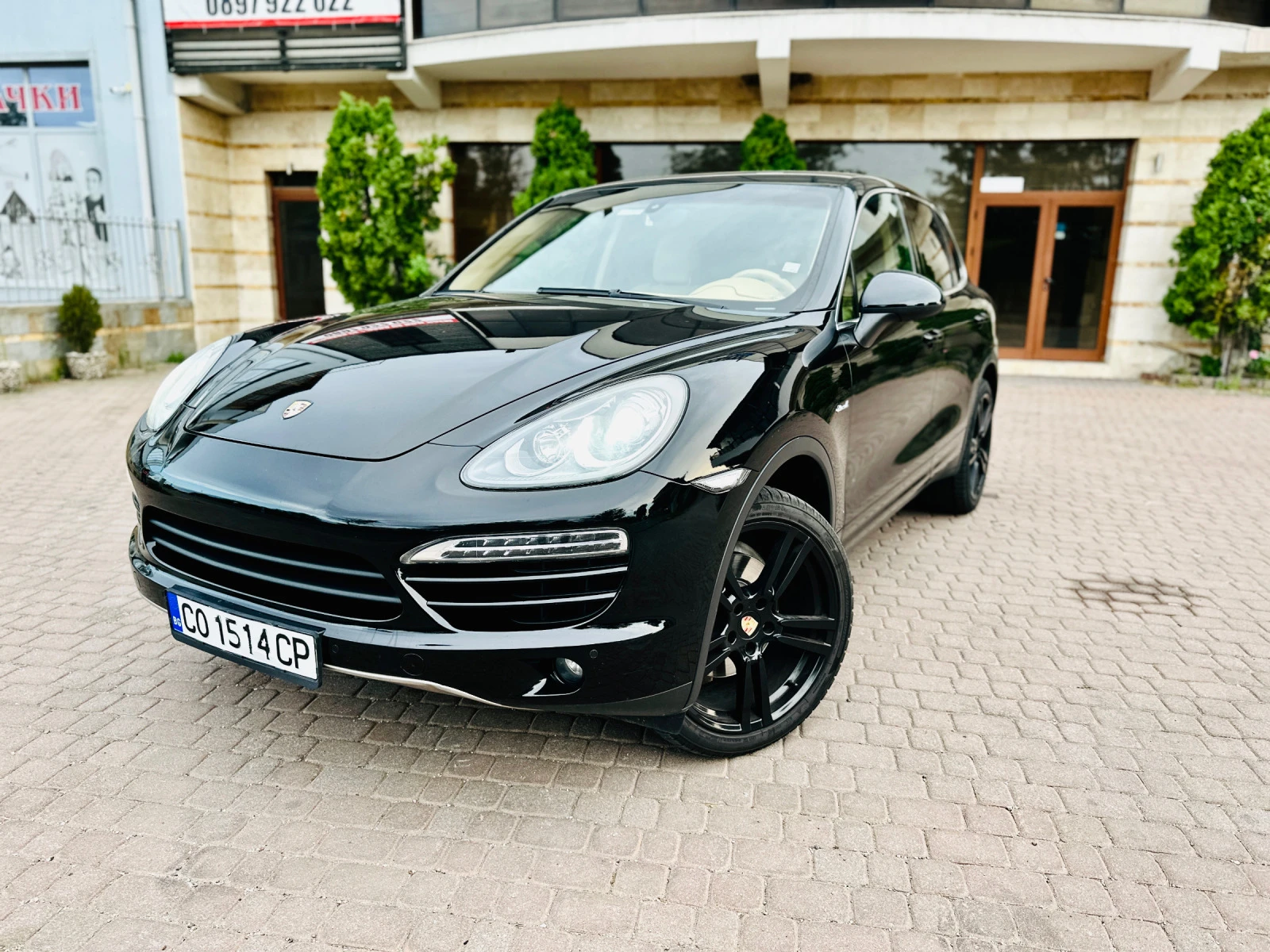 Porsche Cayenne 3.0 - изображение 2