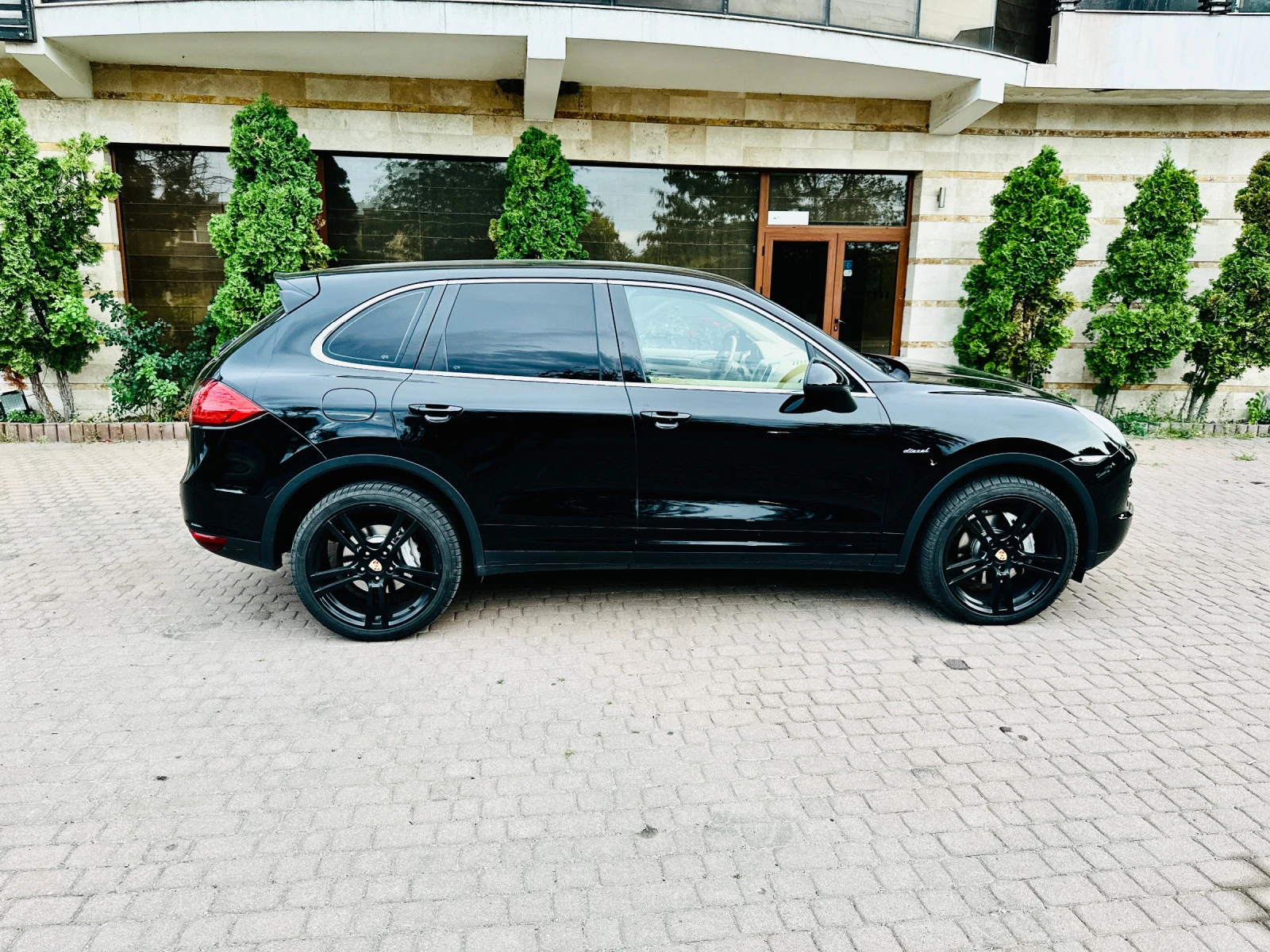 Porsche Cayenne 3.0 - изображение 8